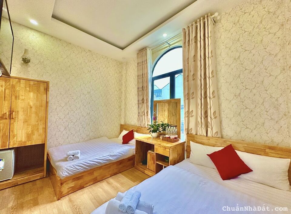 CHO THUÊ KHÁCH SẠN 12PN MẶT TIỀN ĐƯỜNG THI SÁCH 25TR, LH 0888.113.882 CHO THUÊ KHÁCH SẠN 12PN MẶT TIỀN ĐƯỜNG THI SÁCH 25TR, LH 0888.113.882