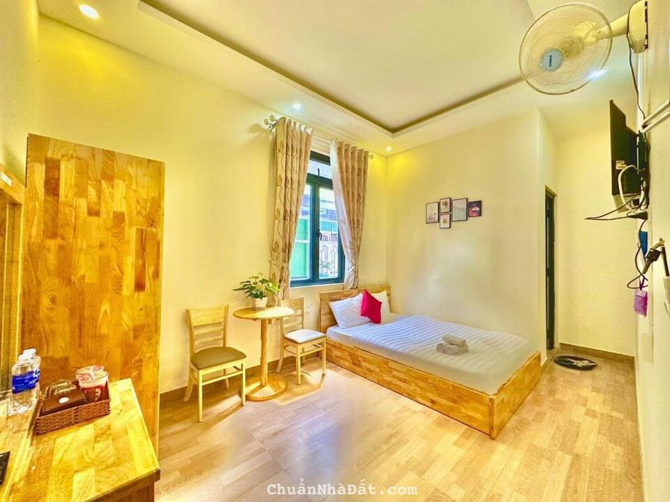 CHO THUÊ KHÁCH SẠN 12PN MẶT TIỀN ĐƯỜNG THI SÁCH 25TR, LH 0888.113.882 