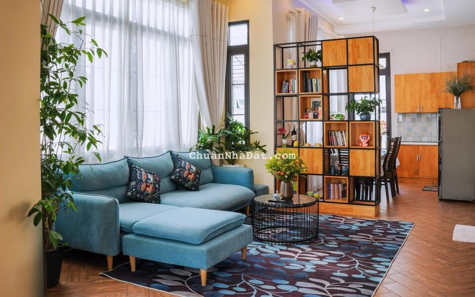 CHO THUÊ VILLA NGUYÊN CĂN LÂU DÀI Ở ĐÀ LẠT, GẦN NGAY HỒ XUÂN HƯƠNG, ĐƯỜNG SƯƠNG NGUYỆT ÁNH, 5PN 5WC