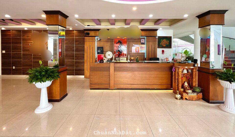 SANG KHÁCH SẠN 28 PHÒNG FULL NỘI THẤT, TÔ HIẾN THÀNH, TỔNG 584TR, 48TR/THÁNG, LH 0888.113.882 