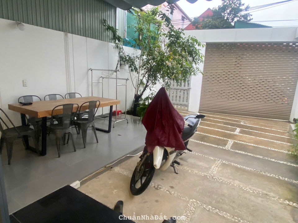 CHO THUÊ NHÀ NGUYÊN CĂN ĐƯỜNG XE HƠI TÔ VĨNH DIỆN P6 ĐÀ LẠT, 3PN FULL NỘI THẤT, SÂN ĐẬU Ô TÔ, 14TR