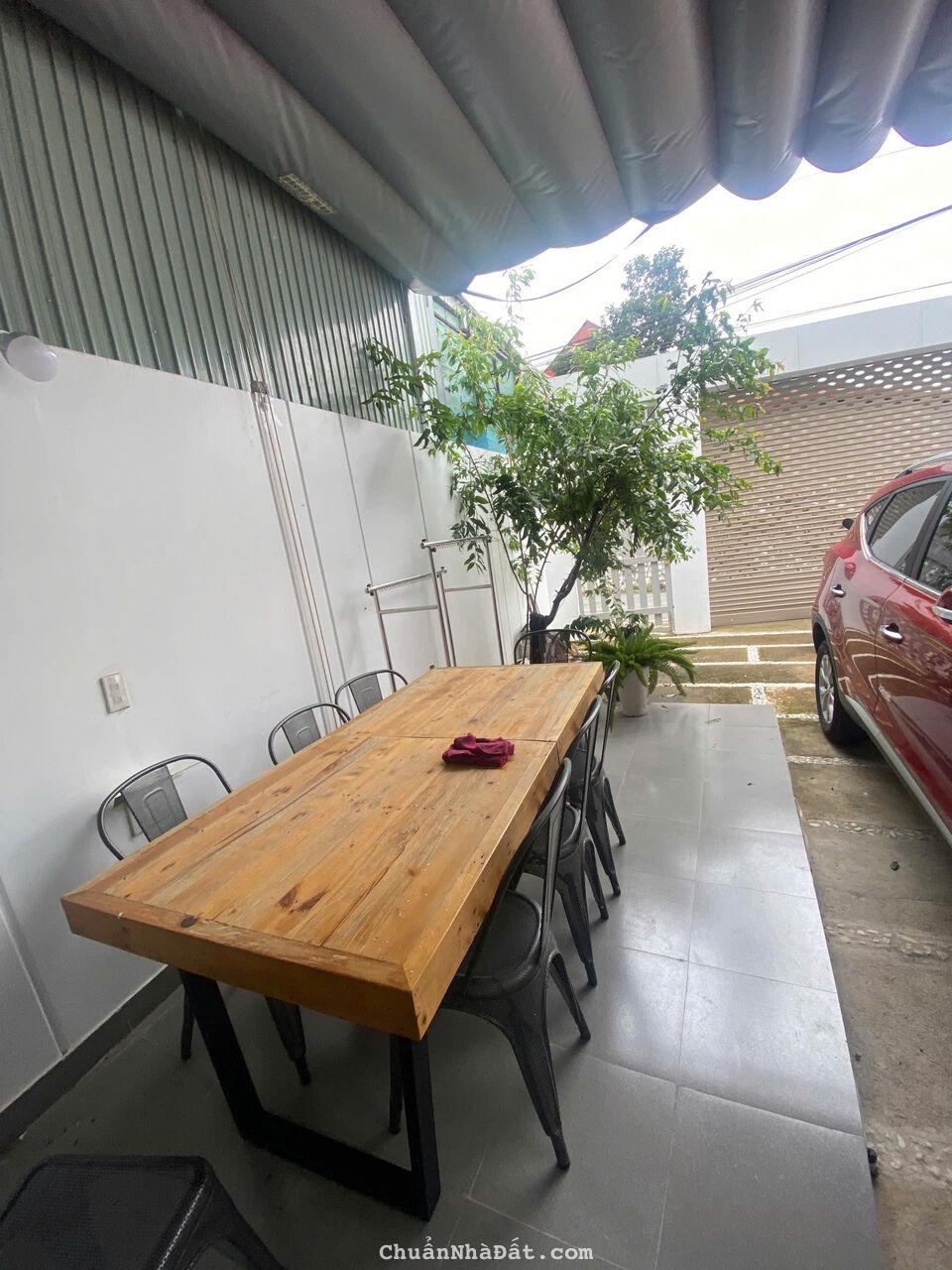 CHO THUÊ NHÀ NGUYÊN CĂN ĐƯỜNG XE HƠI TÔ VĨNH DIỆN P6 ĐÀ LẠT, 3PN FULL NỘI THẤT, SÂN ĐẬU Ô TÔ, 14TR