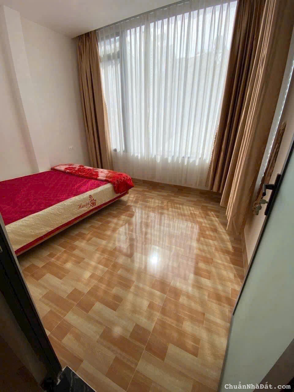 CHO THUÊ NHÀ NGUYÊN CĂN HẺM MAI HẮC ĐẾ PHƯỜNG 6 ĐÀ LẠT, 4PN 9TR, LH 0888-113-882