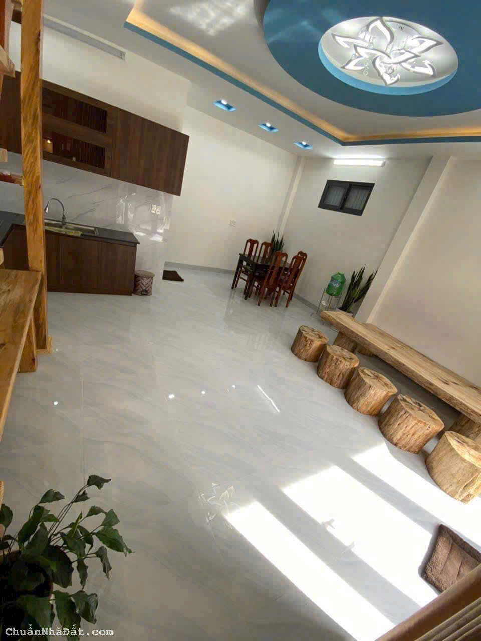 CHO THUÊ NHÀ NGUYÊN CĂN HẺM MAI HẮC ĐẾ PHƯỜNG 6 ĐÀ LẠT, 4PN 9TR, LH 0888-113-882