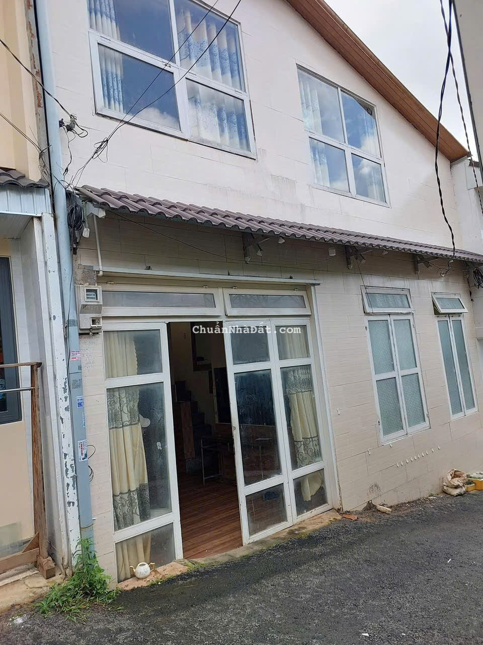 CHO THUÊ NHÀ NGUYÊN CĂN ĐỂ Ở, HẺM Ô TÔ LỮ GIA, NHÀ TRỐNG 3PN 6TR, LH 0888-113-882