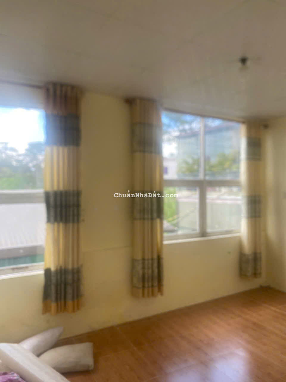 CHO THUÊ NHÀ NGUYÊN CĂN ĐỂ Ở, HẺM Ô TÔ LỮ GIA, NHÀ TRỐNG 3PN 6TR, LH 0888-113-882