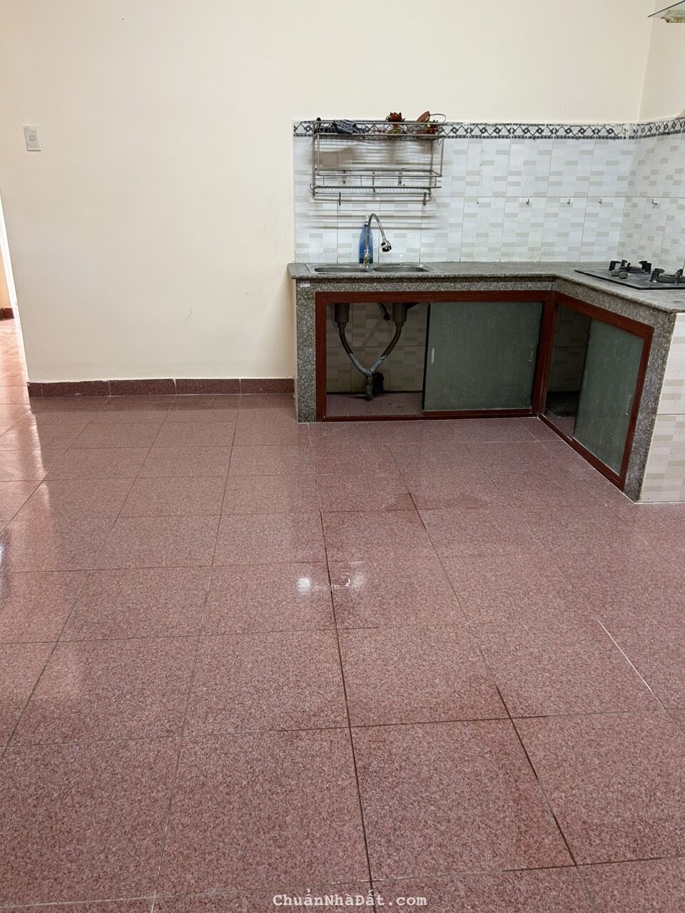 CHO THUÊ NHÀ NHỎ PHƯỜNG 8 ĐÀ LẠT, ĐƯỜNG HẺM Ô TÔ MAI XUÂN THƯỜNG, NHÀ TRỐNG 1PN 5TR,LH 0888113882