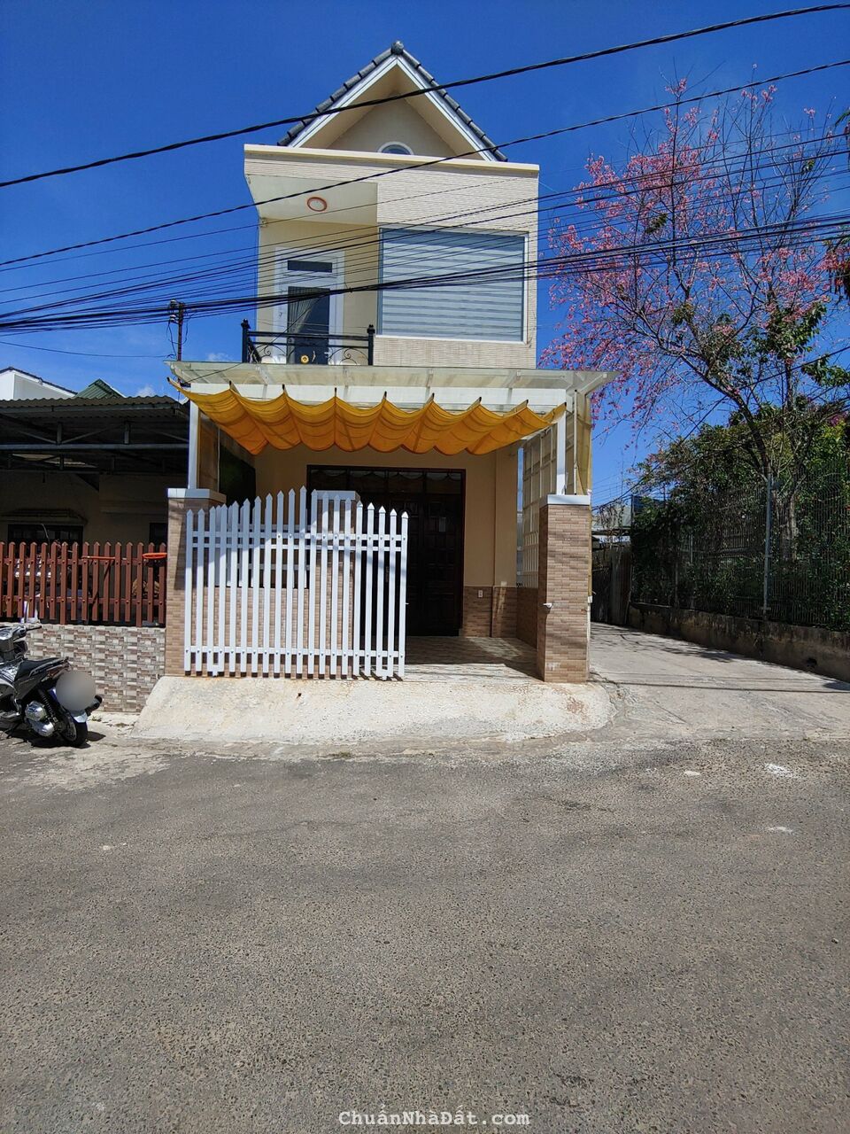 CHO THUÊ NHÀ NGUYÊN CĂN ĐÀ LẠT, ĐƯỜNG Ô TÔ GẦN CHỢ CHI LĂNG, 6PN 12TR, LH 0888-113-882 CHO THUÊ NHÀ NGUYÊN CĂN ĐÀ LẠT, ĐƯỜNG Ô TÔ GẦN CHỢ CHI LĂNG, 6PN 12TR, LH 0888-113-882