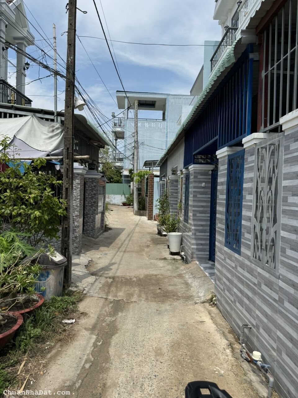 Chủ ngộp bank cần bán gấp căn Nhà 4*16m hẻm 104 Nguyễn An Ninh gần chợ Cần Giuộc Chủ ngộp bank cần bán gấp căn Nhà 4*16m hẻm 104 Nguyễn An Ninh gần chợ Cần Giuộc