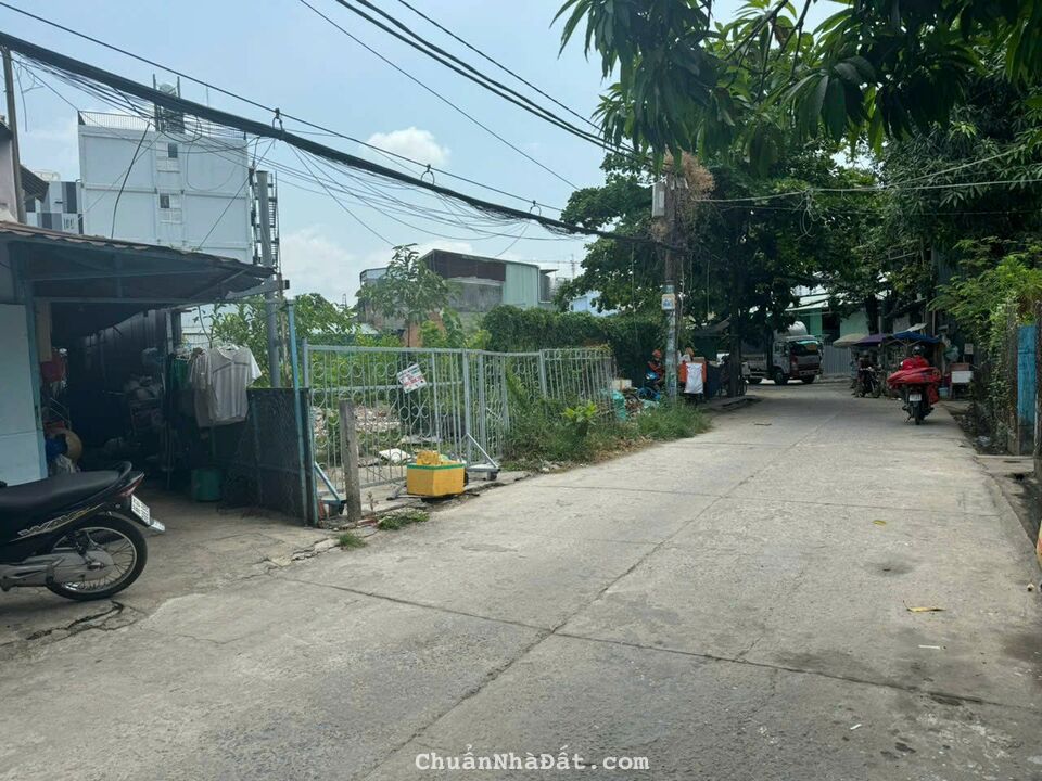 BÁN GẤP NHÀ Đào Sư Tích, Phước Kiển, Nhà Bè, DT 4.5m x 34m. BÁN GẤP NHÀ Đào Sư Tích, Phước Kiển, Nhà Bè, DT 4.5m x 34m.