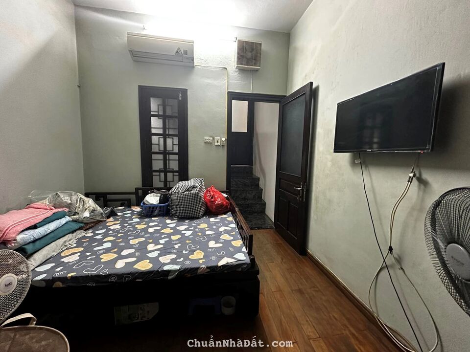 Bán nhà đường hoàng hoa thám 53m x 4 tầng, ô tô đỗ cửa. Bán nhà đường hoàng hoa thám 53m x 4 tầng, ô tô đỗ cửa.