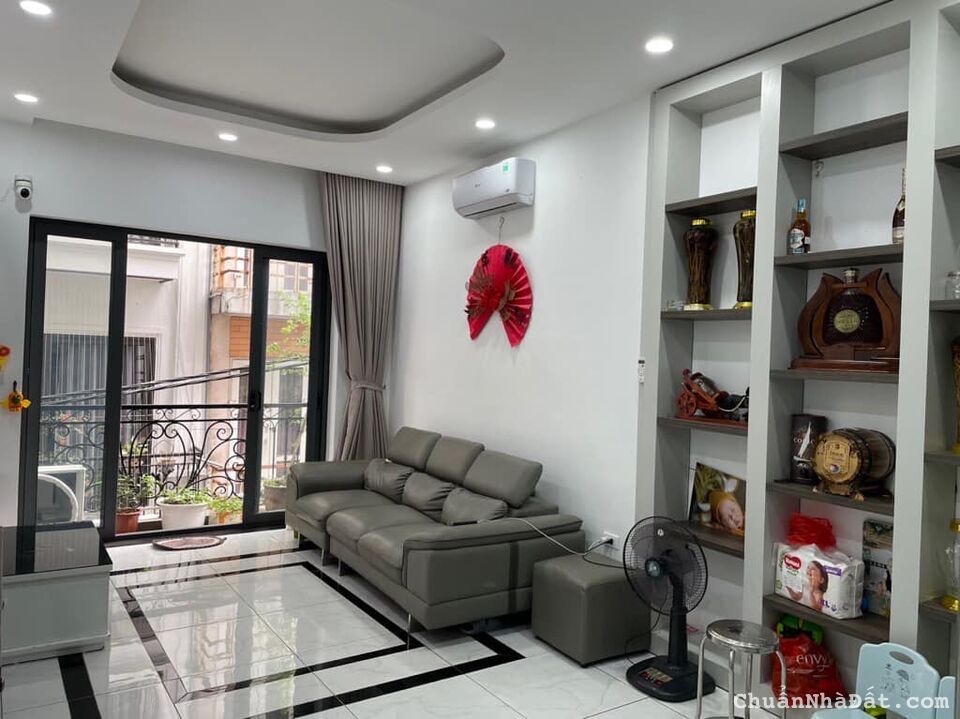 Bán nhà Sài Đồng, Long Biên, 30m2, 4,1 tỷ