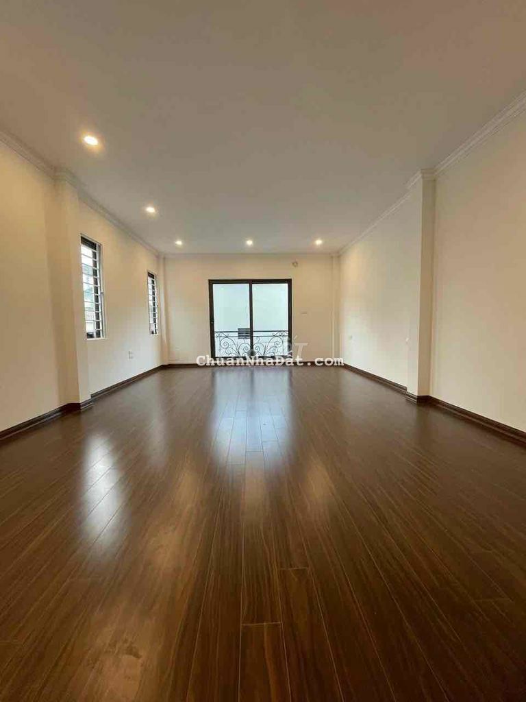 Bán nhà Phúc Lợi Long Biên, 38m2, 3 tỷ 8