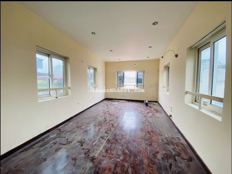 HIẾM! SIÊU PHẨM LÊ TRỌNG TẤN_20M RA MẶT PHỐ_DIỆN TÍCH 40M_MẶT TIỀN 5M_NHÀ ĐẸP Ở LUÔN