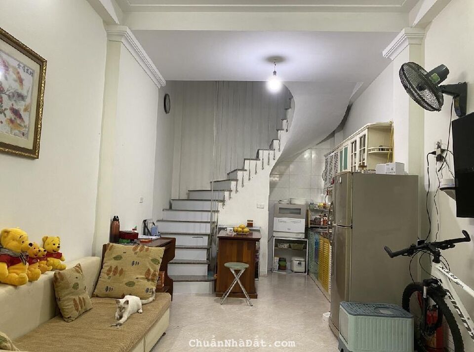 BÁN NHÀ NGUYỄN TRÃI_3 NGỦ_HÀNG XÓM ROYAL CITY_NHÀ ĐẸP Ở LUÔN_THOÁNG SÁNG_CHỈ 4.3 TỈ