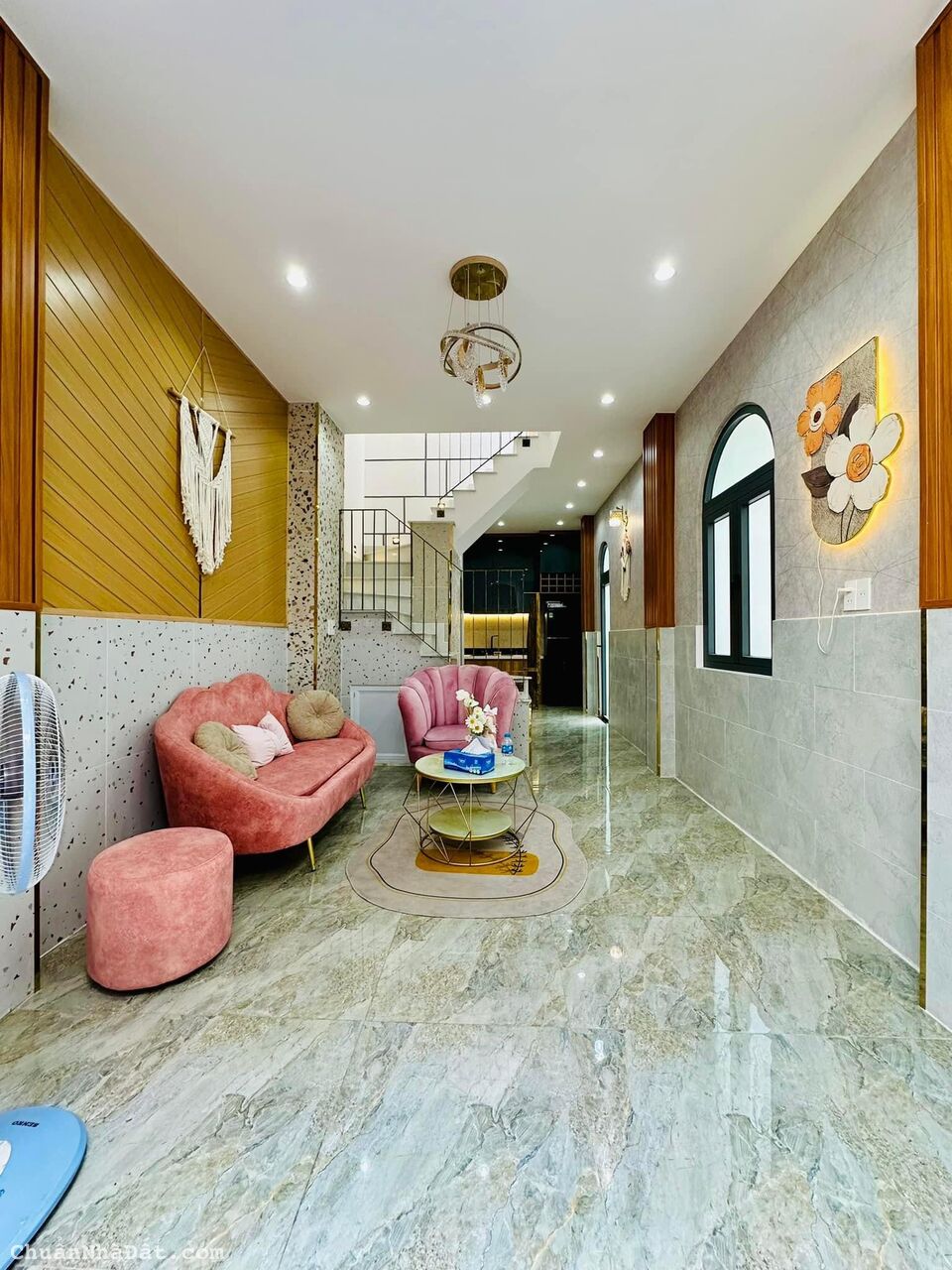 Cô Mai cần bán gấp căn nhà 45m2 giá 1tỷ950 đường Lê Văn Sỹ P10 Phú Nhuận. Có sổ hồng riêng Cô Mai cần bán gấp căn nhà 45m2 giá 1tỷ950 đường Lê Văn Sỹ P10 Phú Nhuận. Có sổ hồng riêng