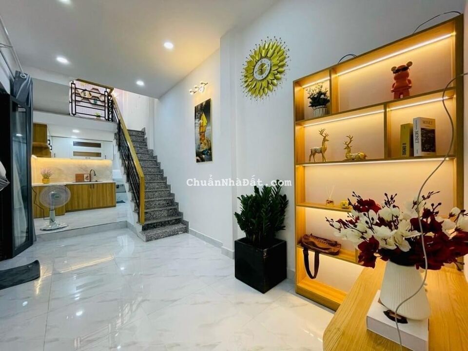 Thanh lý gấp căn nhà 90m2 giá 2tỷ550 đường Nguyễn Văn Quá P Tân Thới Hiệp Q12. Có sổ hồng riêng