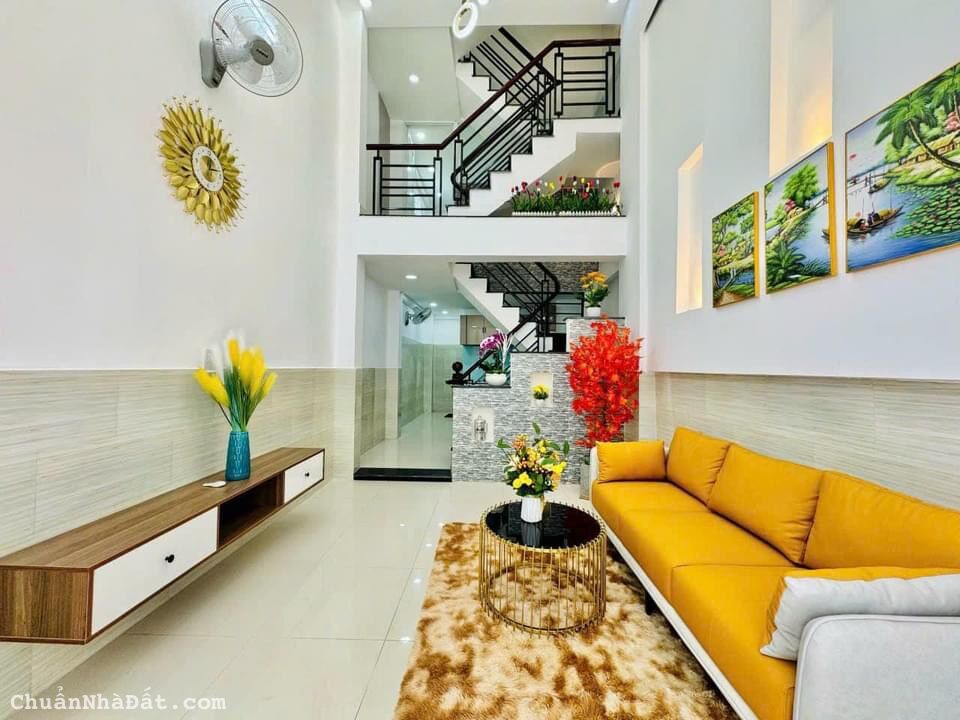 Cần bán gấp căn nhà 91m2 giá 2tỷ350 đường Phan Xích Long P3 Phú Nhuận. Có sổ hồng riêng Cần bán gấp căn nhà 91m2 giá 2tỷ350 đường Phan Xích Long P3 Phú Nhuận. Có sổ hồng riêng