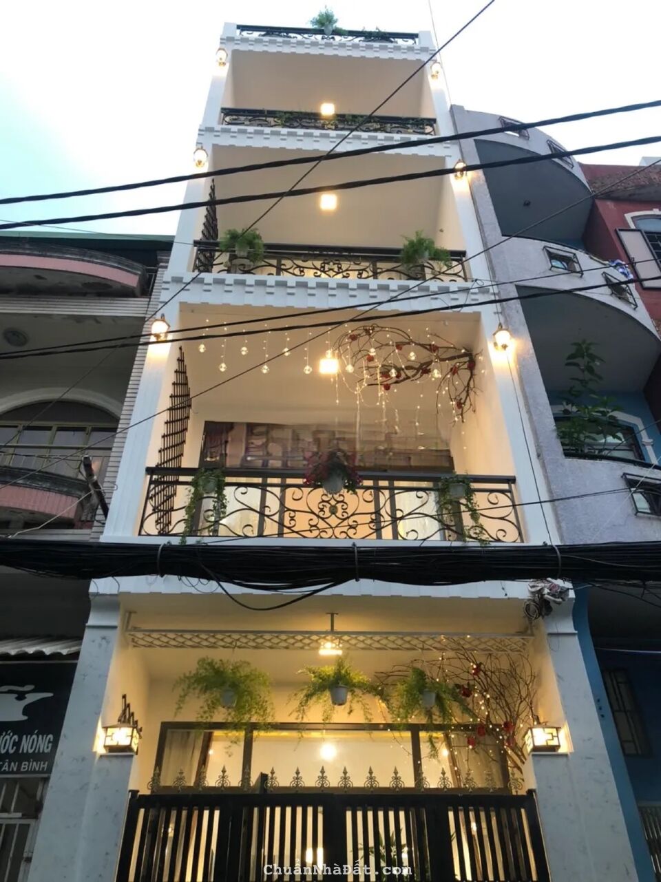 Cần bán gấp căn nhà 42m2 giá 1tỷ950 đường Đất Thánh P6 Tân Bình . Sổ hồng riêng. Cần bán gấp căn nhà 42m2 giá 1tỷ950 đường Đất Thánh P6 Tân Bình . Sổ hồng riêng.