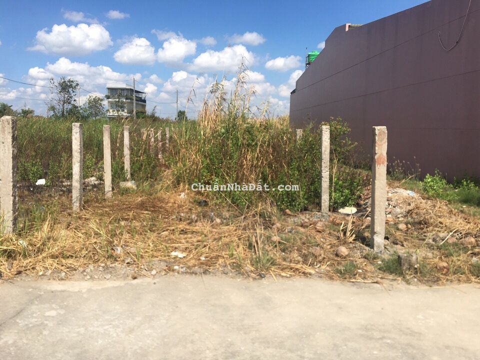 Mặt tiền nhựa Ấp 2 Ấp 5 ,  đất nằm ngay ấp 5 Xã Hiệp Thạnh , Châu Thành Long 