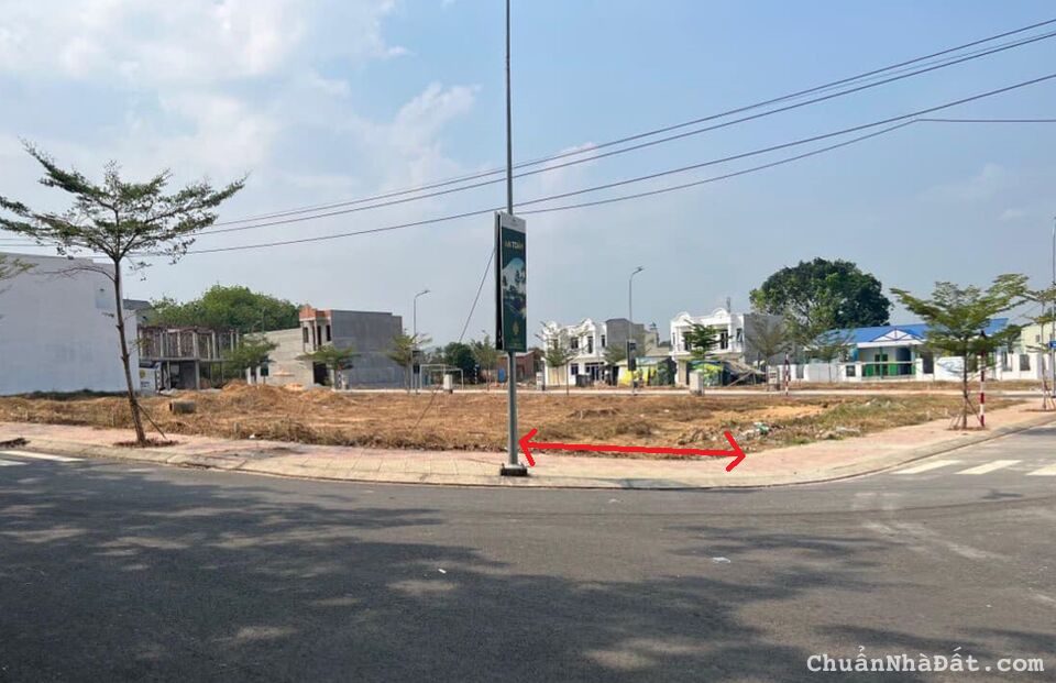 Lô góc đường nhựa ngay khu công nghiệp becamex Bàu Bàng, dân cư đông đúc