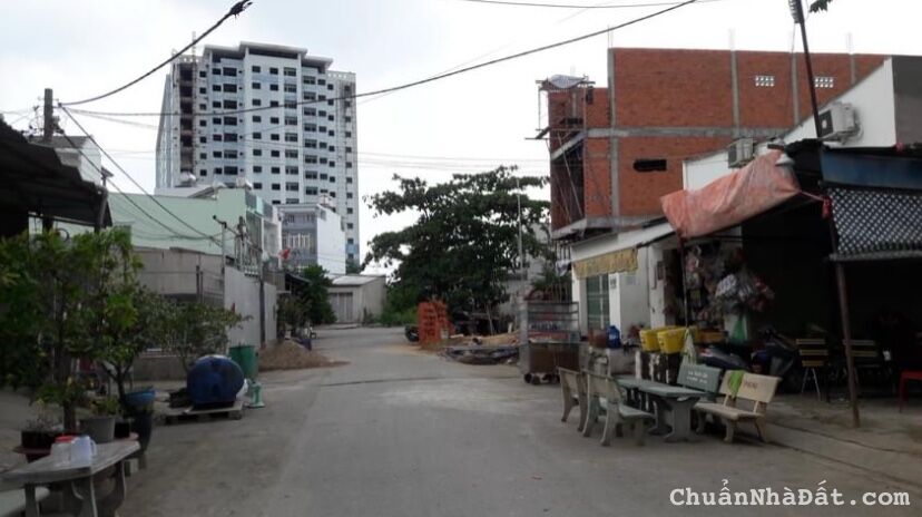 BÁN GẤP đất nền đường Huỳnh Bá Chánh giáp Quốc Lộ 1A dt 92.75 m2 