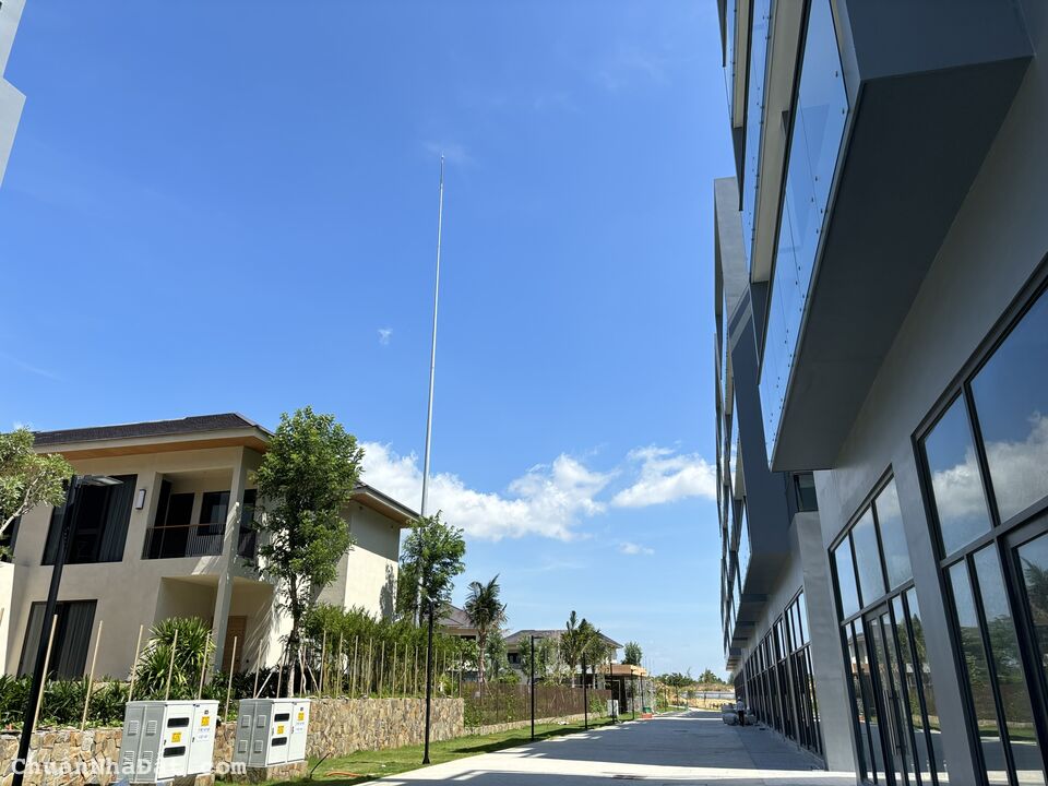 Nhà phố 2 mặt tiền trung tâm phố đi bộ, DT 6x18m chỉ thanh toán 2,5 tỷ nhận nhà ngay, CK đến 15%