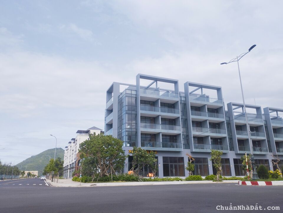 **SHOPHOSE PHỐ NỘI BỘ-GẦN THÁP NGHINH PHONG-CÓ SỔ- DT108-LH0898119743**