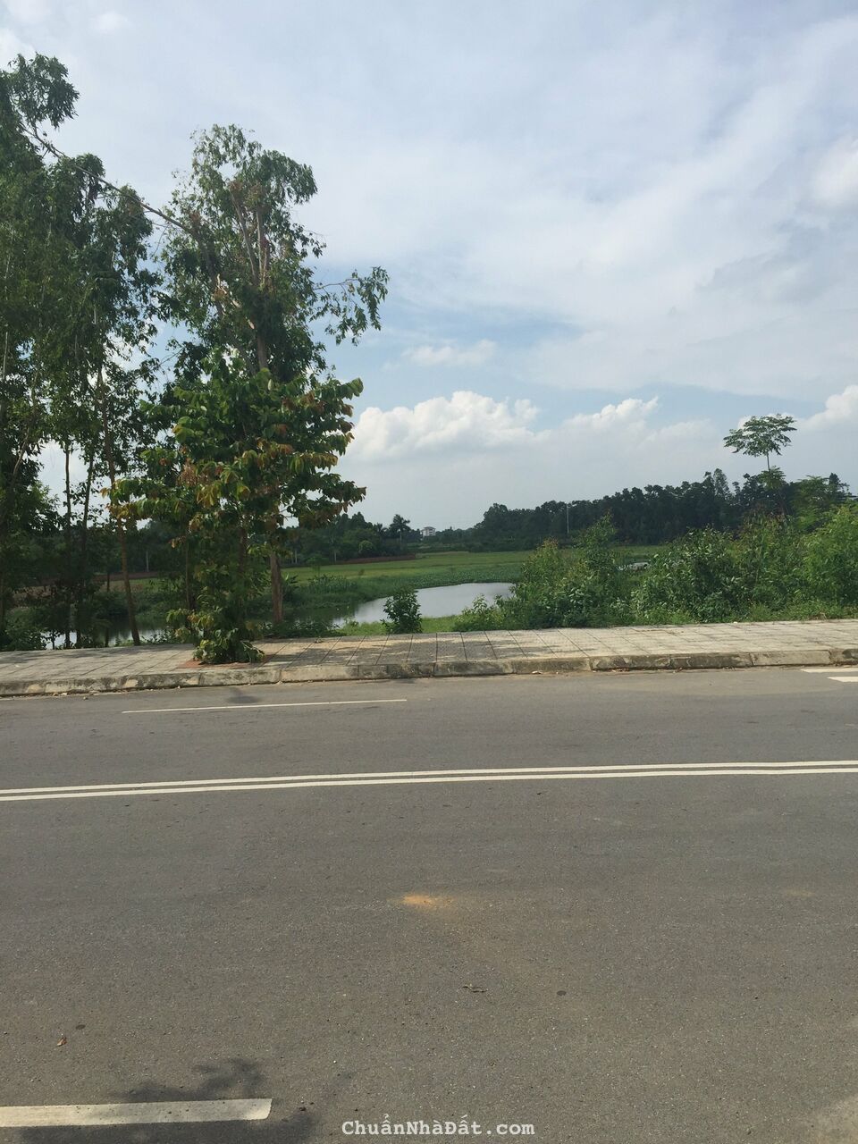 Cần bán 120m2 đất tại Gò Sỏi, Xóm Cời, Tổ dân phố 2, phường Trung Sơn Trầm, thị xã Sơn Tây, Hà nội