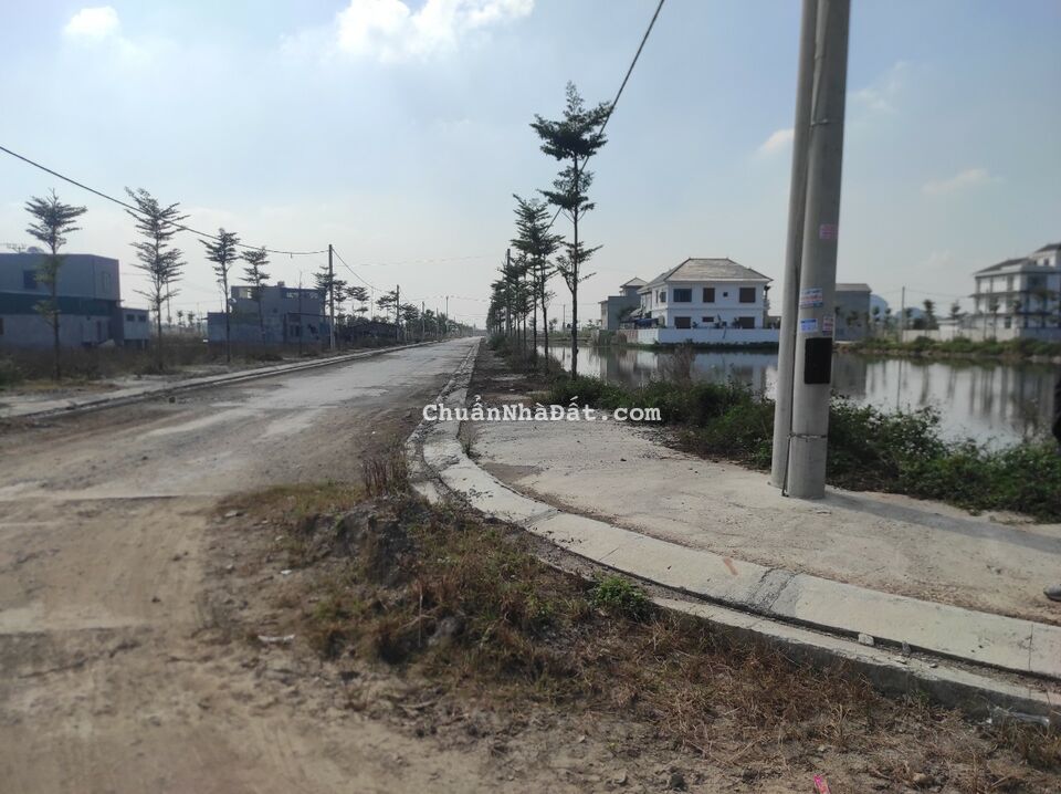 Đất đẹp tại xã Gia Vượng, Gia Viễn, Ninh Bình Chỉ có 32 triệu/m2 Đất đẹp tại xã Gia Vượng, Gia Viễn, Ninh Bình Chỉ có 32 triệu/m2