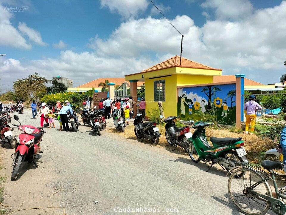 Bán đất Long An.              