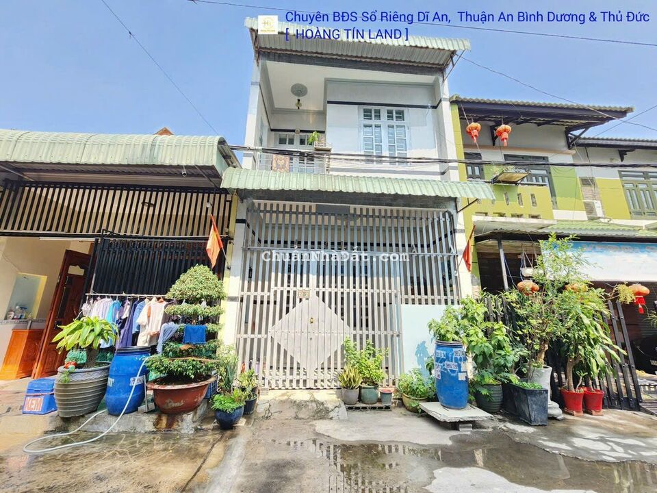 Bán nhà 1 trệt 1 lầu đường Bình Chuẩn 17 gần ngã tư Bình Chuẩn Thuận An. 2.2 tỷ quá rẻ