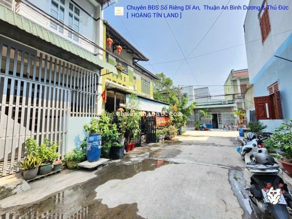 Bán nhà 1 trệt 1 lầu đường Bình Chuẩn 17 gần ngã tư Bình Chuẩn Thuận An. 2.2 tỷ quá rẻ