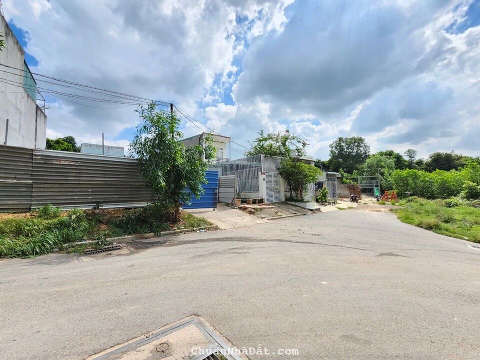 Bán đất mặt tiền đường Tân Hiệp Dĩ An 80m2 đường oto sổ riêng, cần ra gấp 1.65 tỷ quá rẻ