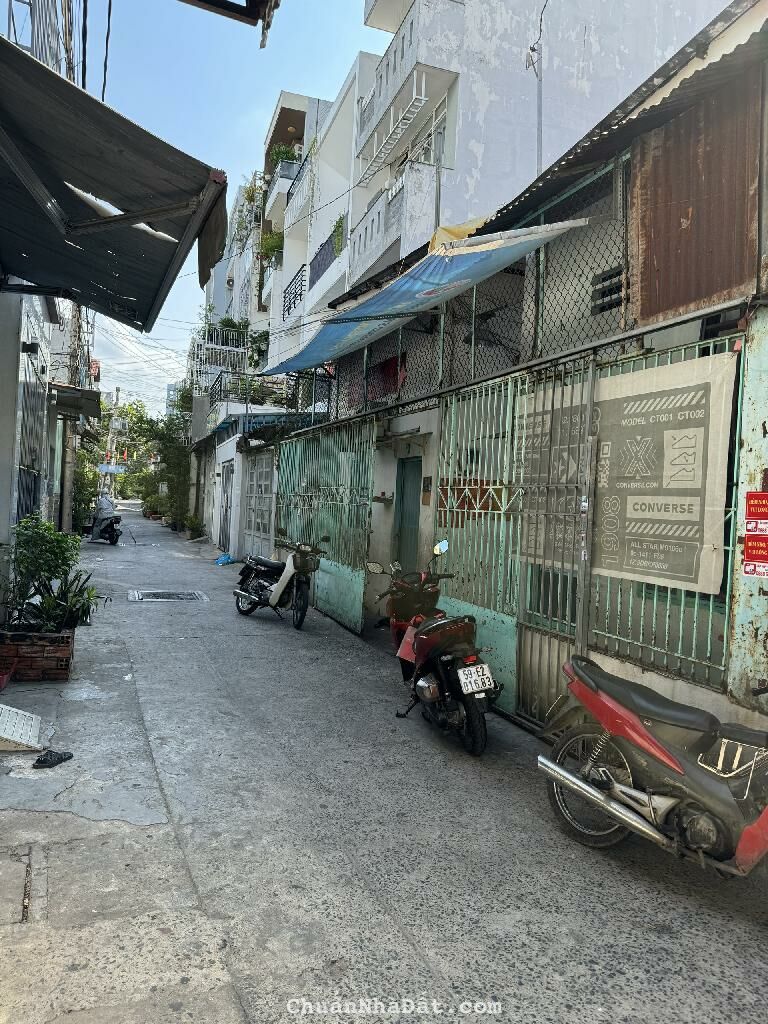 GẤP BÁN GIẢM MẠNH – CHỈ 9,8 TỶ DÃY TRỌ KHU LÊ TRỌNG TẤN 122M2, DÒNG TIỀN 16,4 TRIỆU/THÁNG GẤP BÁN GIẢM MẠNH – CHỈ 9,8 TỶ DÃY TRỌ KHU LÊ TRỌNG TẤN 122M2, DÒNG TIỀN 16,4 TRIỆU/THÁNG