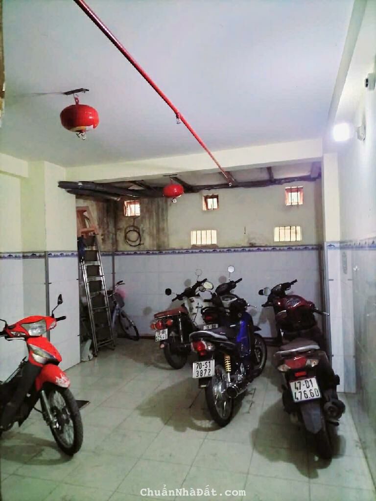 NHÀ HẺM THÔNG 7M NHƯ MẶT TIỀN, 5 TẦNG - 10 PHÒNG CHDV ( DÒNG TIỀN 30 TRIỆU/ THÁNG ) - NHỈNH 8 TỶ NHÀ HẺM THÔNG 7M NHƯ MẶT TIỀN, 5 TẦNG - 10 PHÒNG CHDV ( DÒNG TIỀN 30 TRIỆU/ THÁNG ) - NHỈNH 8 TỶ