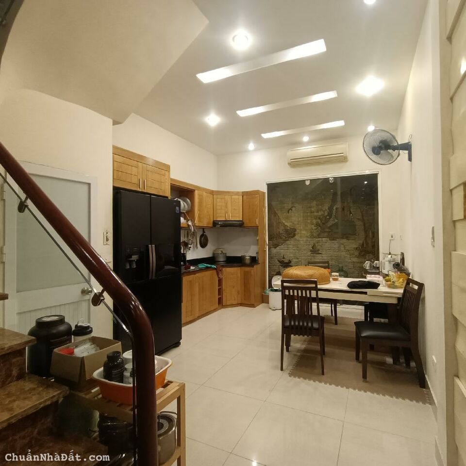 ✅CẦU GIẤY - KINH DOANH - Ô TÔ QUA NHÀ - 4 TẦNG Ở NGAY - SỔ NỞ HẬU - NGÕ VIP, MỘT NHÀ RA PHỐ, 2 THOÁ