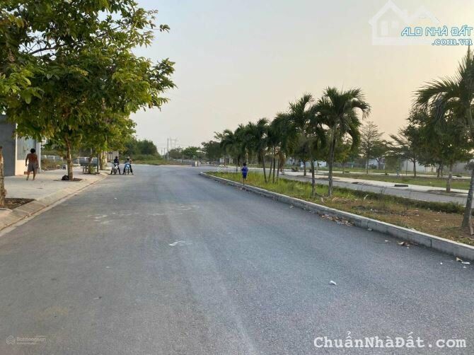 Bán Đất Bình Chánh            