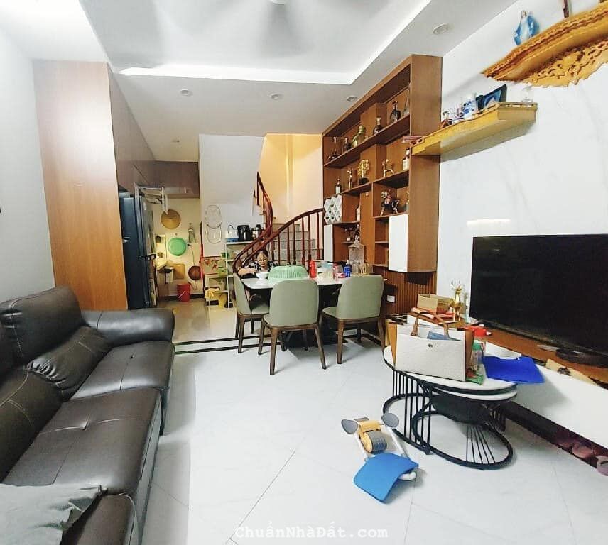 NHANH MỚI KỊP - NGAY HỒ SÀI ĐỒNG - KINH DOANH TỐT - NHÀ 4 TẦNG Ô TÔ THÔNG VÀO NHÀ - CHỈ 4.8X TỶ