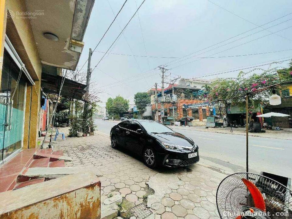 Bán nhà phố Thiên Đức, Gia Lâm, Dt 52m2, 2 tầng, MT4,2m, đường rộng, vỉa hè kinh doanh, giá 4,x tỷ