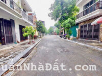 Bán nhà phố Thiên Đức, Gia Lâm, Dt 52m2, 2 tầng, MT4,2m, đường rộng, vỉa hè kinh doanh, giá 4,x tỷ