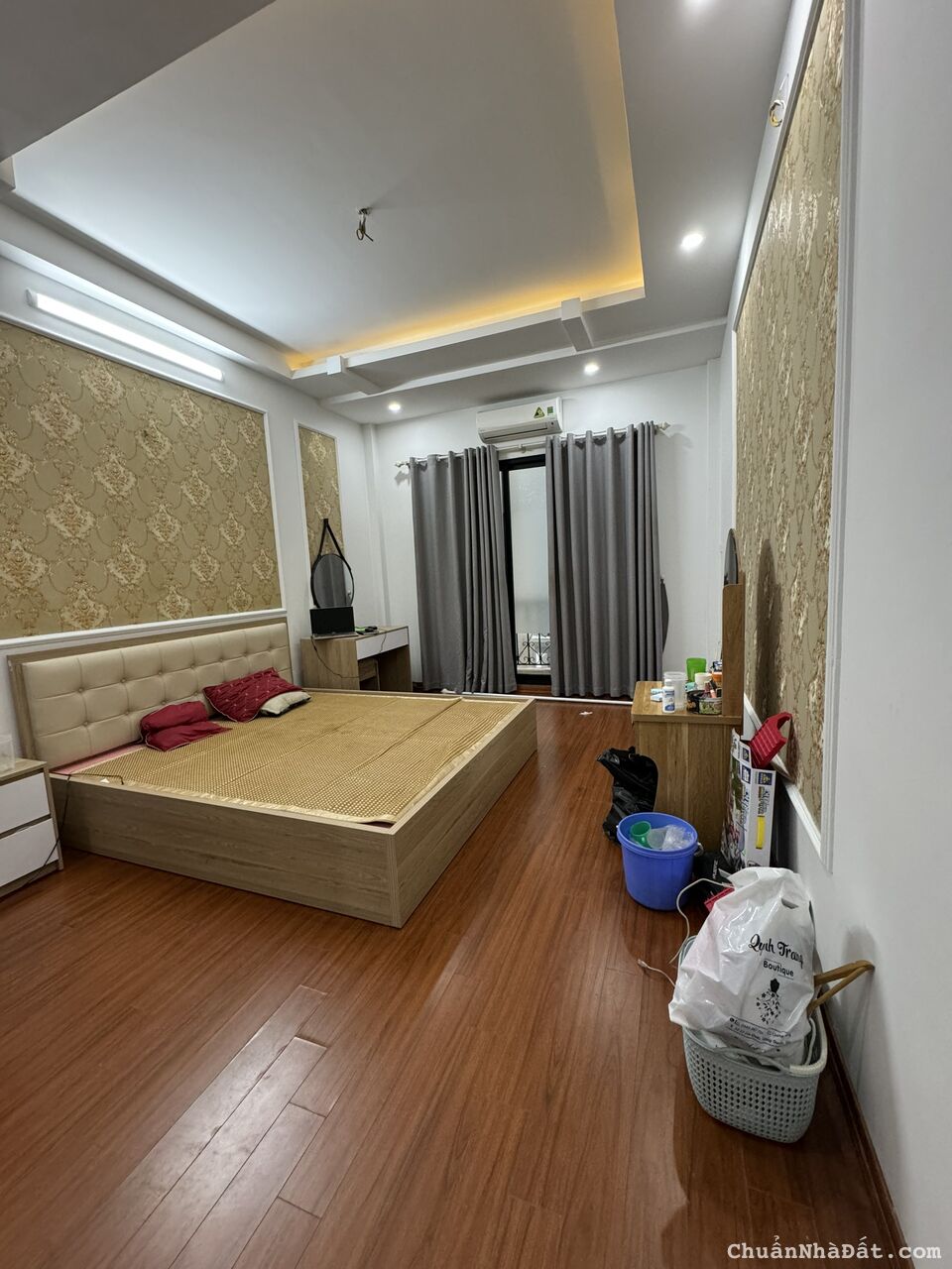 BÁN NHÀ NGỌC THUỴ 5 TẦNG FULL NỘI THẤT GẦN CHỢ NGỌC THUỴ 41M2 HƠN 6TỶ LH:0879779988