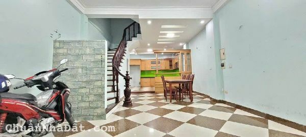 SIÊU PHẨM TÁI ĐỊNH CƯ THANH AM Ô TÔ NGỦ TRONG NHÀ 54M2 9.9TỶ LH:0879779988