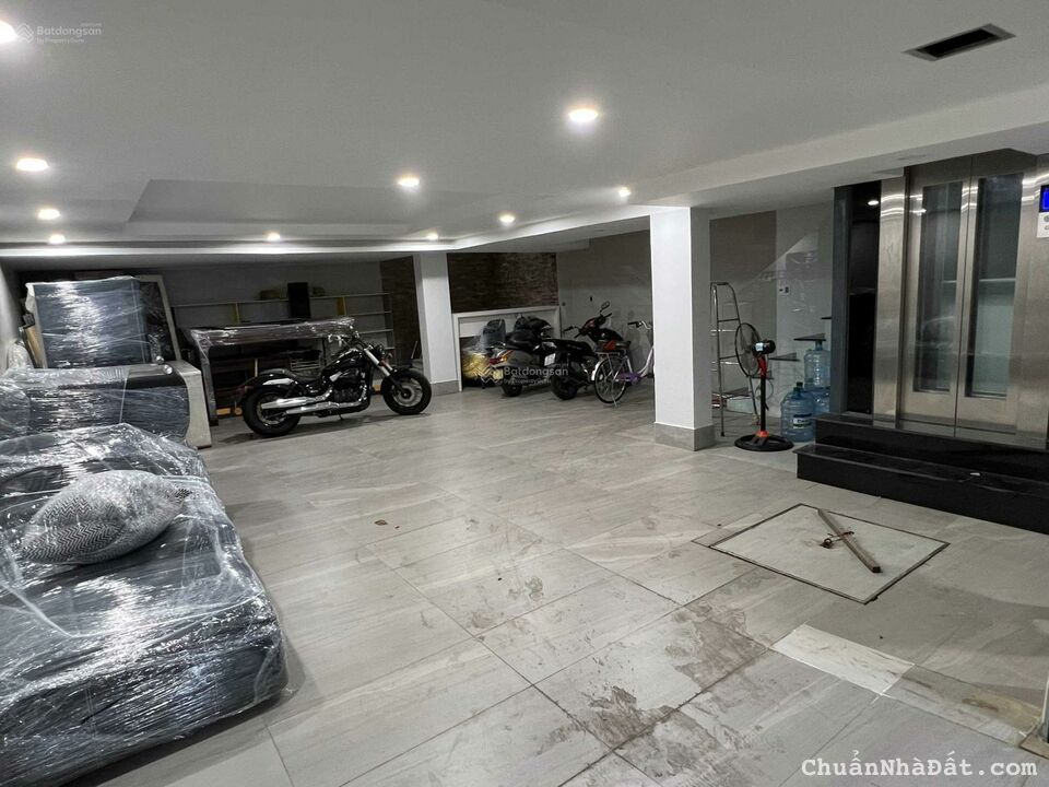 Bán căn Biệt Thự Nam Thông 2 Phú Mỹ Hưng 8x18m nhà đẹp full nội thất giá cực tốt