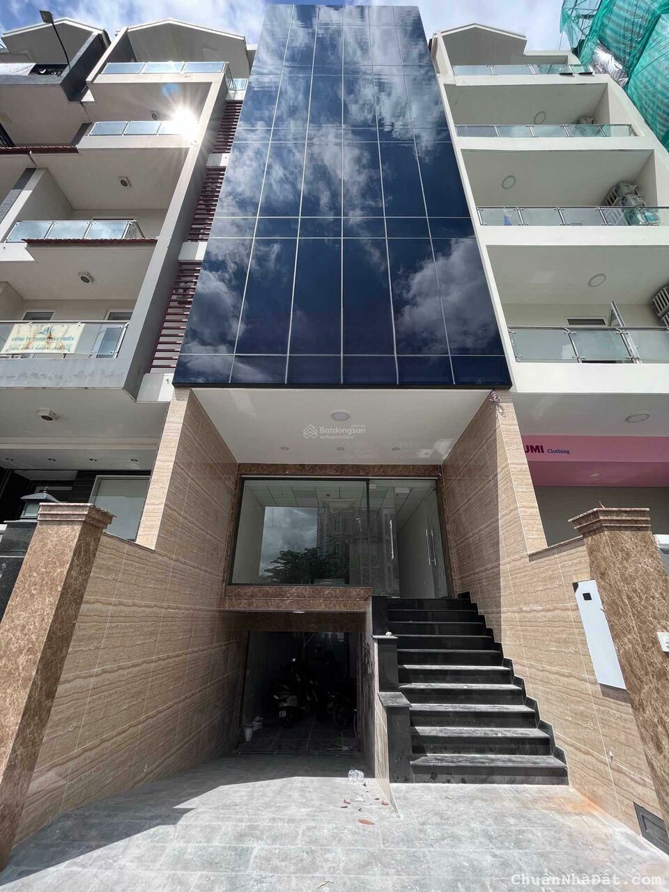 Bán căn nhà mặt phố KDC Him lam kênh tẻ , Tân Hưng , Quận 7, 5x20m, 4 lầu, nhà đẹp , giá tốt