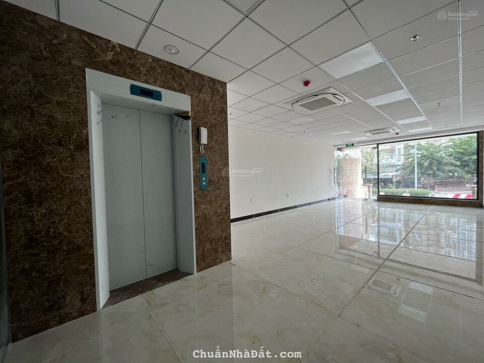 Bán căn nhà mặt phố KDC Him lam kênh tẻ , Tân Hưng , Quận 7, 5x20m, 4 lầu, nhà đẹp , giá tốt