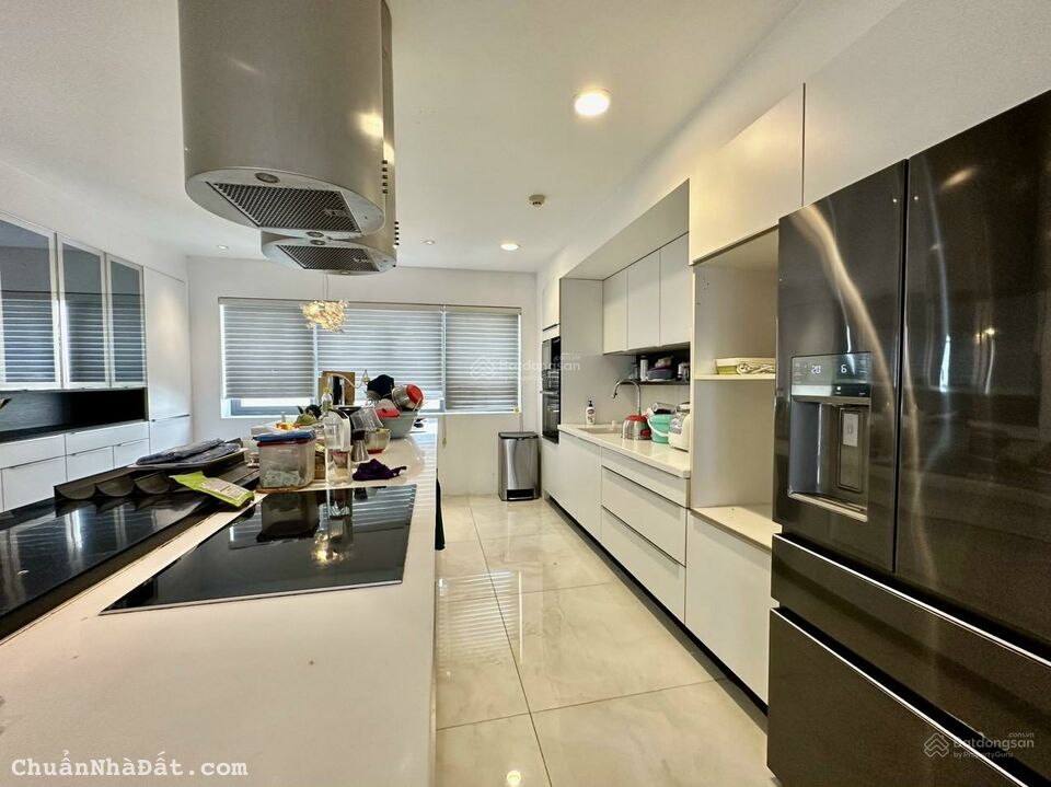 Bán căn Biệt Thự mặt phố KDC Tân quy đông , Tân phong , Quận 7, 7x20m, nhà đẹp , giá tốt