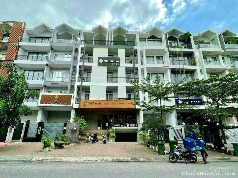 Bán căn nhà phố mặt phố KDC him lam kênh tẻ , Tân Hưng , Quận 7, 10x20m, giá cực tốt