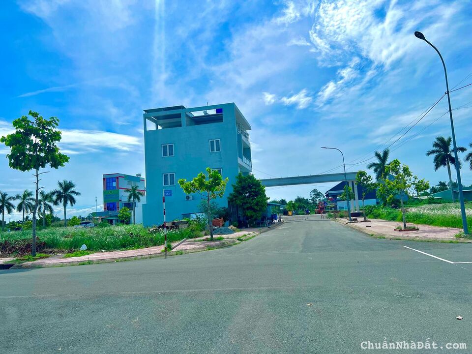 Bán Liền Tay Lô Đất tiềm năng 102 - Trung Tâm Thủ Thừa, Sổ sẵn Tay 