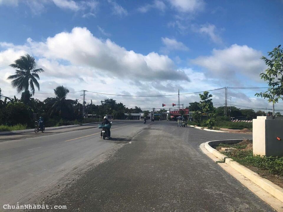 Ngộp Sâu 400 Triệu – Lô Đất Chính Chủ Sát BVĐK Thủ Thừa, Giá Tốt